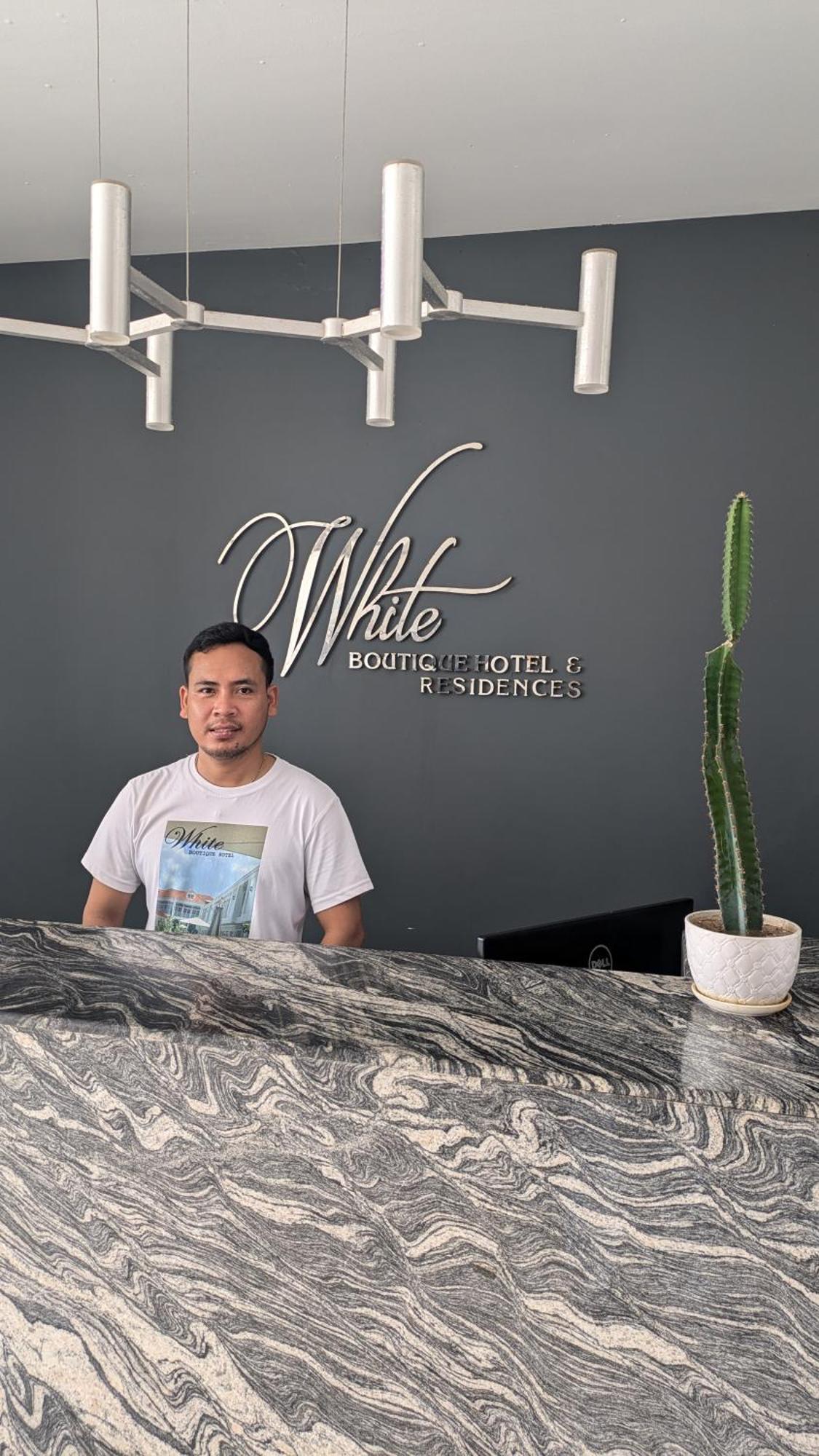 White Boutique Hotel And Residences Sihanoukville Exterior foto