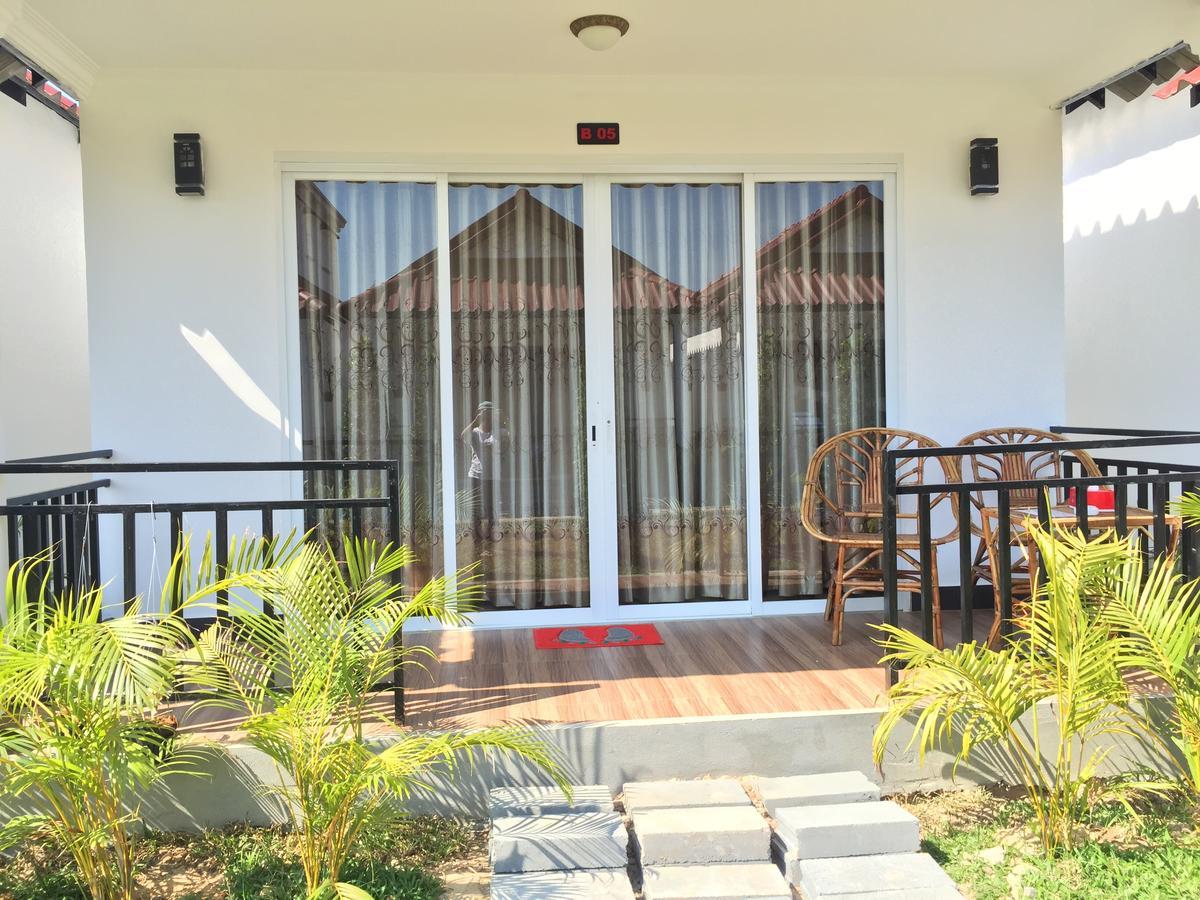White Boutique Hotel And Residences Sihanoukville Exterior foto